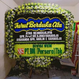 Bunga Papan Dukacita 28