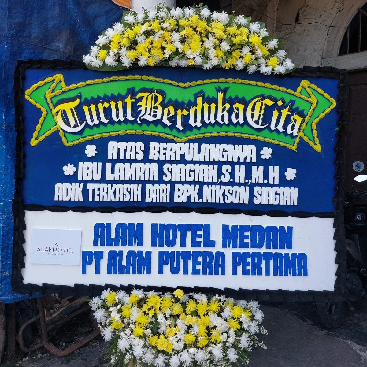 Bunga Papan Dukacita 9