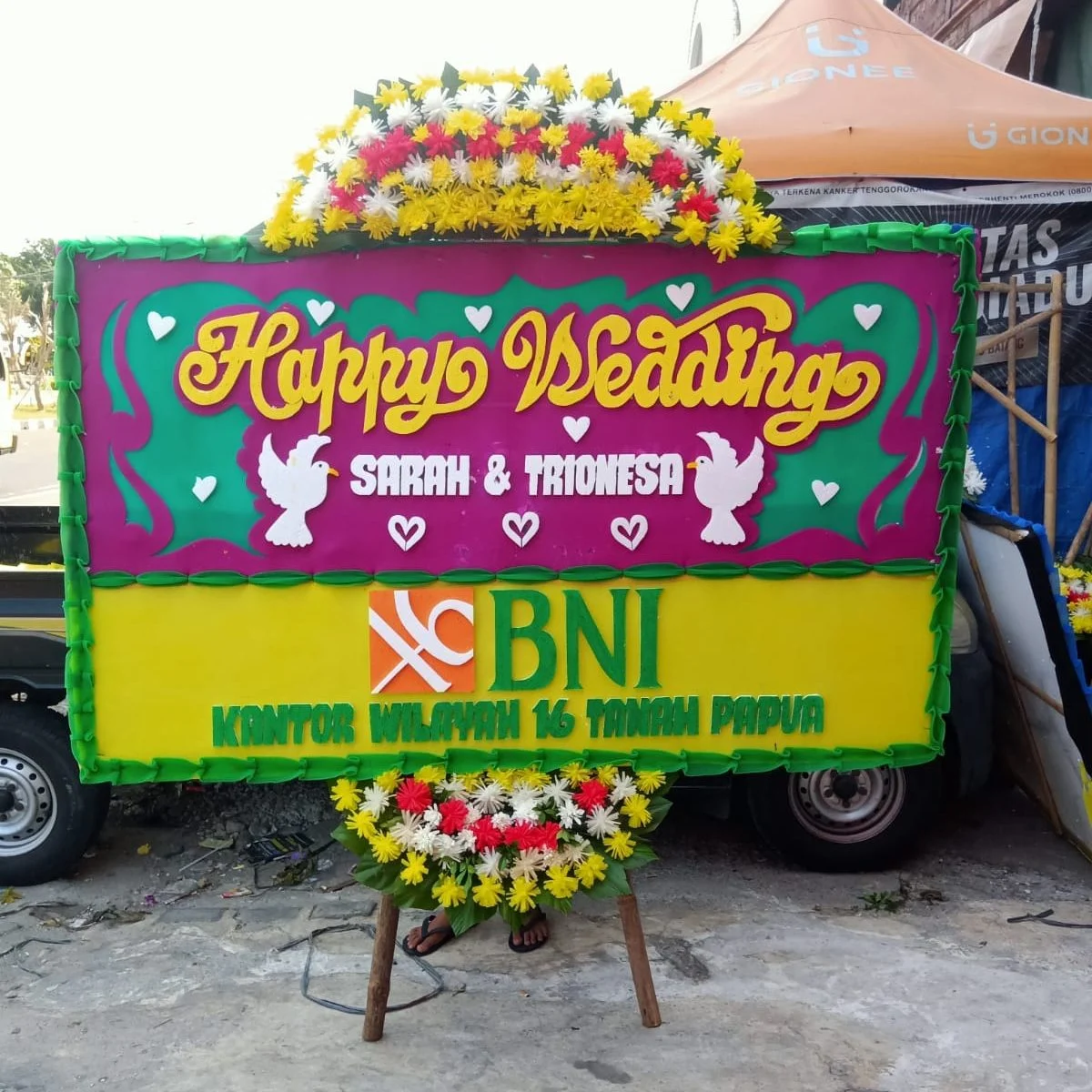 Bunga Papan Wedding 13